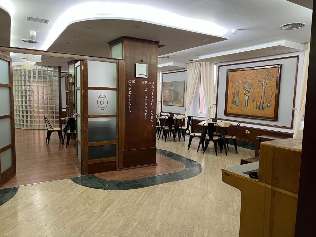 Hotel Cervantes Linares Linares  Buitenkant foto