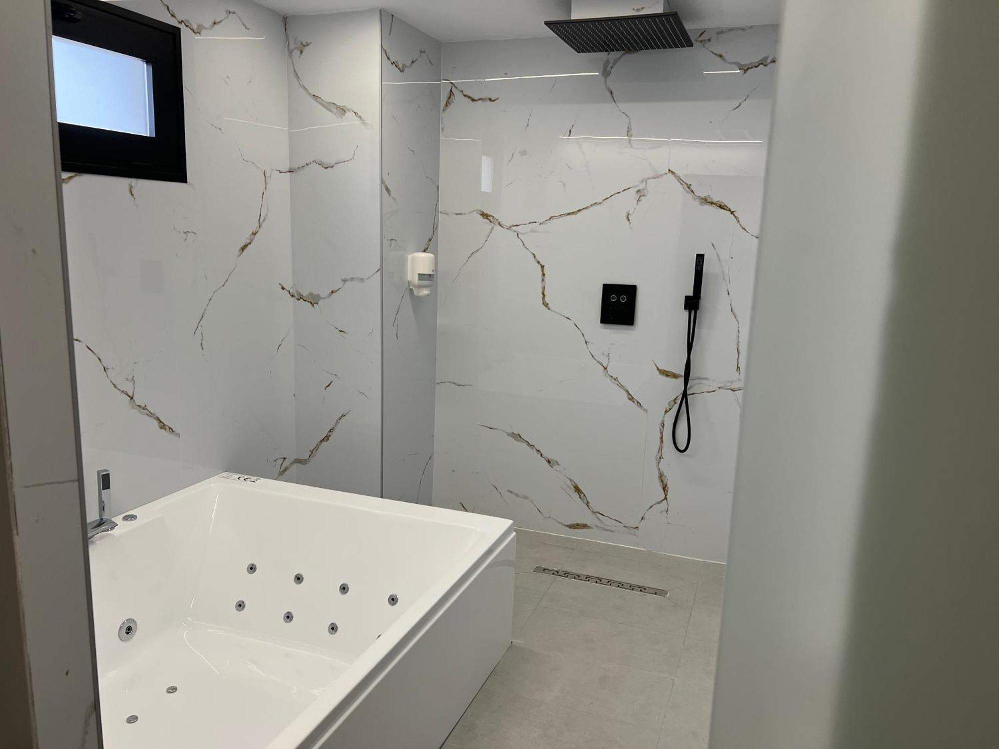Hotel Cervantes Linares Linares  Buitenkant foto