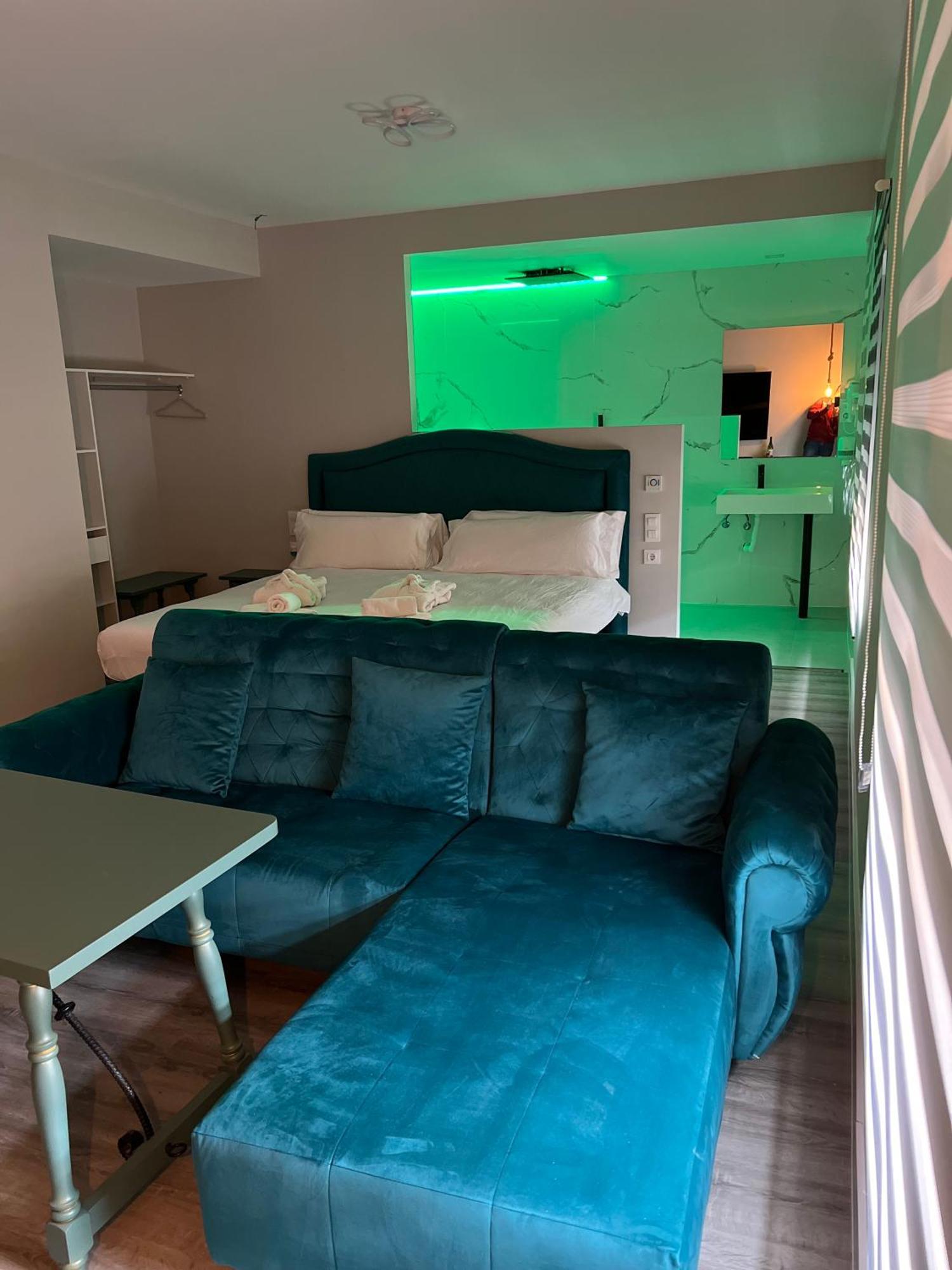 Hotel Cervantes Linares Buitenkant foto